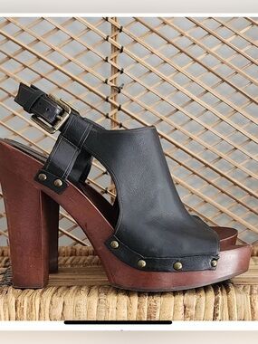 Ralph Lauren genuine leather and wood clogs. Sz 8.5